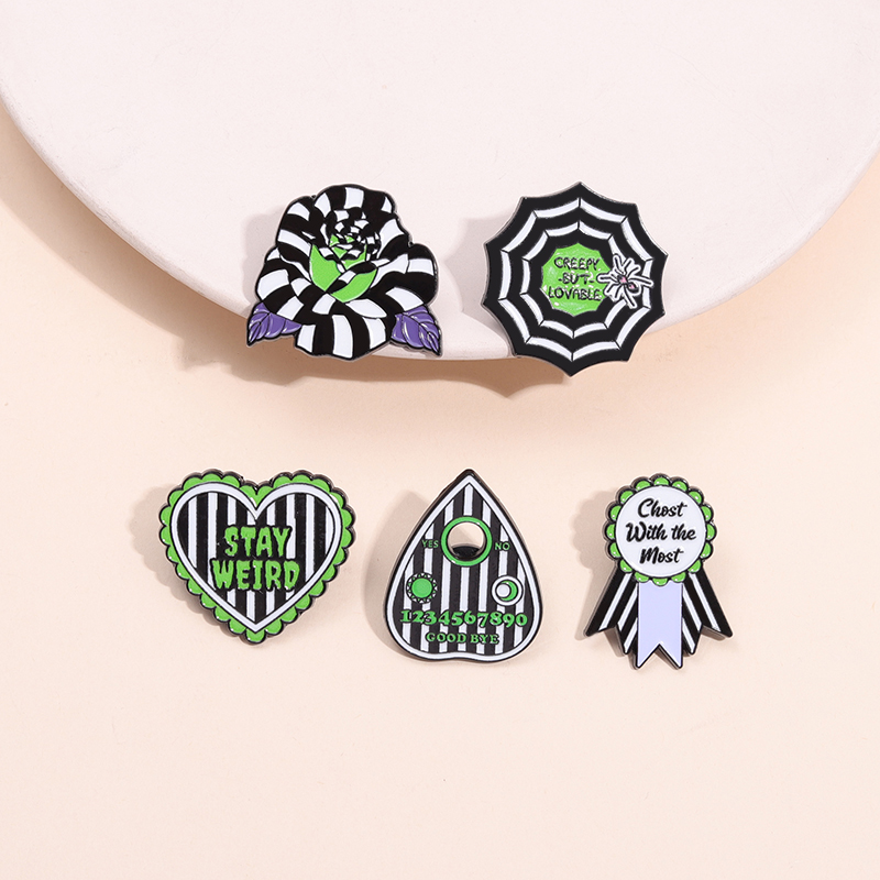 Chost With The Most Enamel Pin - Board Game Horror ulasan dan harga
